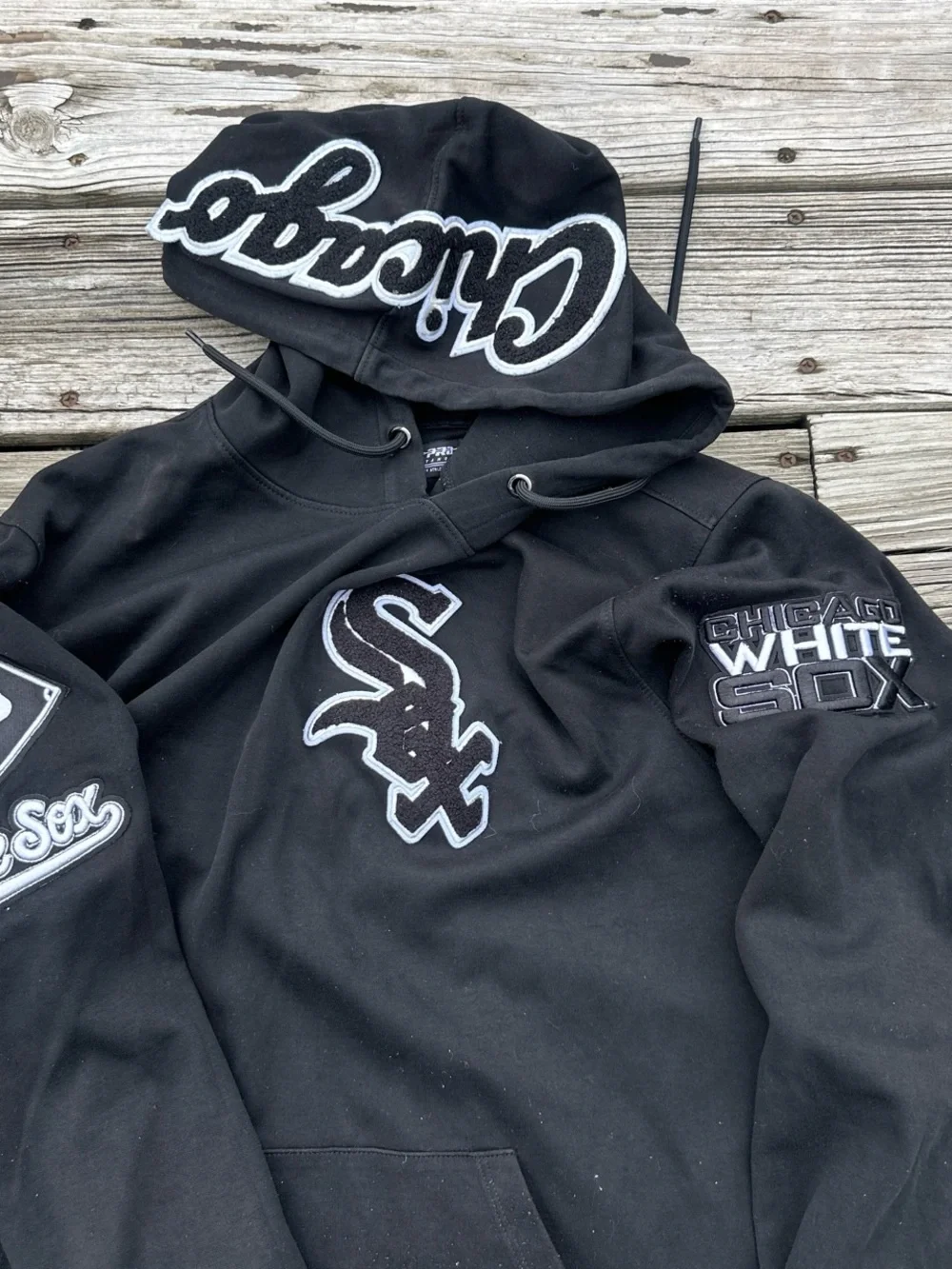 Chicago White Sox Black Pro Standard Logo Pullover Hoodie Men’s Size XL